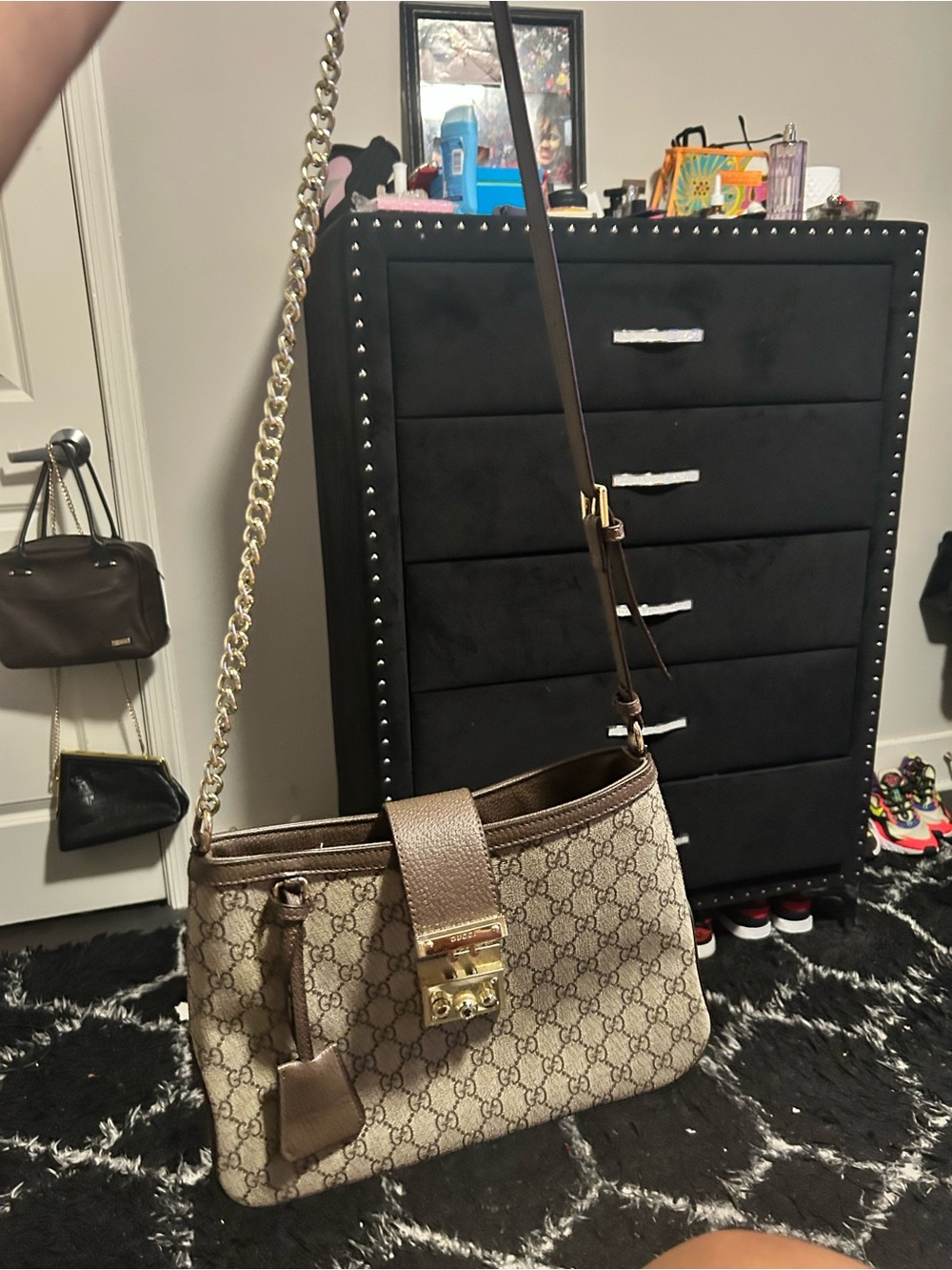 Handbag - Picture 8 of 8